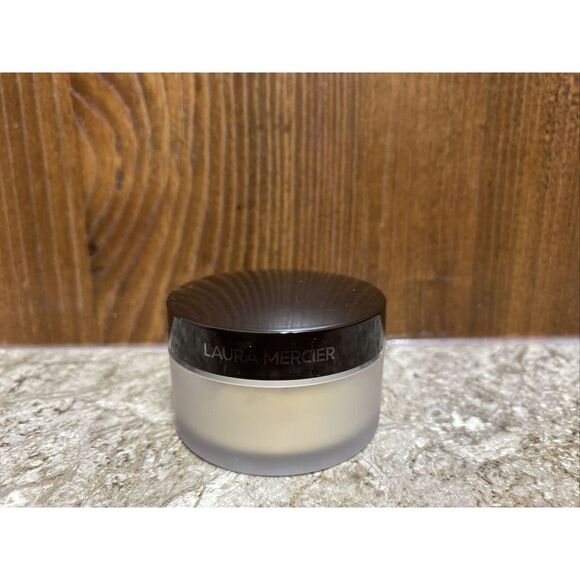 Laura Mercier Translucent Loose Setting Powder 16 Hour Translucent Honey .33oz - Picture 1 of 3